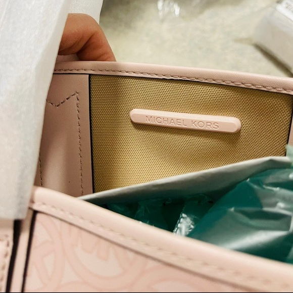 NWT Michael Kors Jodie Large Logo Jacquard Shopper Tote Bag In Powder Blush - Picture 8 of 12